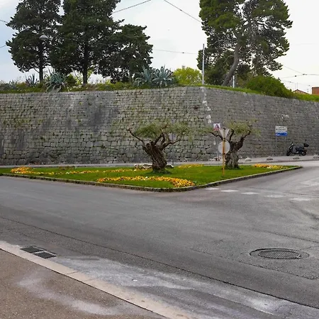 Bliss With Free Parking 아파트 스플리트