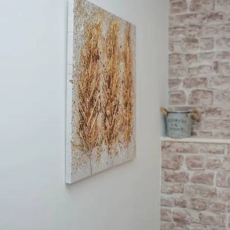 Bliss With Free Parking * 스플리트