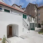 Bliss With Free Parking Appartement *